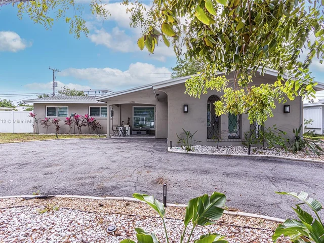 2260 NE 62nd St, Fort Lauderdale FL 33308