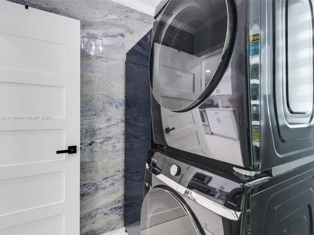 2260 NE 62nd St, Fort Lauderdale FL 33308