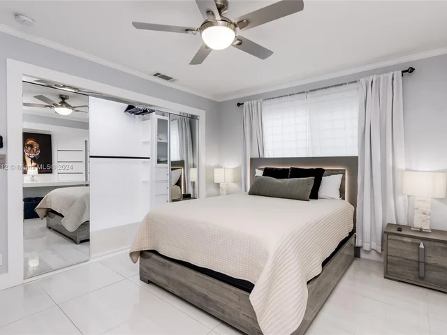 2260 NE 62nd St, Fort Lauderdale FL 33308