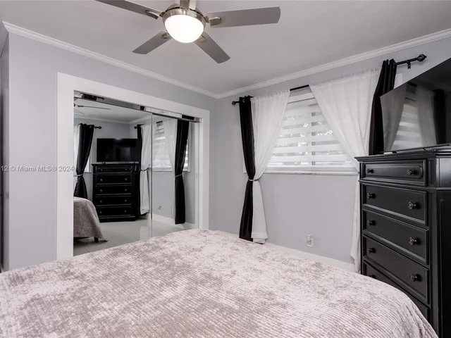 2260 NE 62nd St, Fort Lauderdale FL 33308