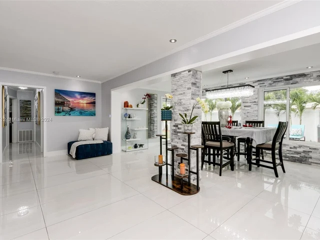 2260 NE 62nd St, Fort Lauderdale FL 33308