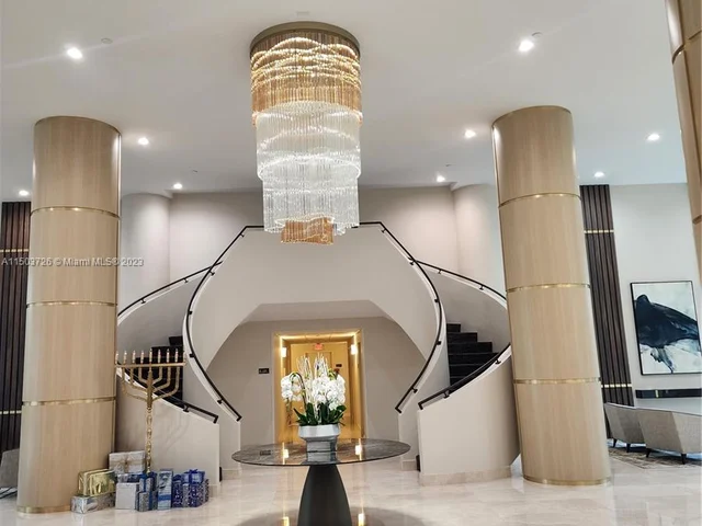 3500 Mystic Pointe Dr # 2704, Aventura FL 33180