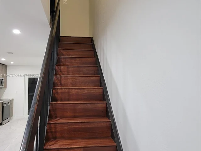 2369 W 66th Pl # 2369, Hialeah FL 33016