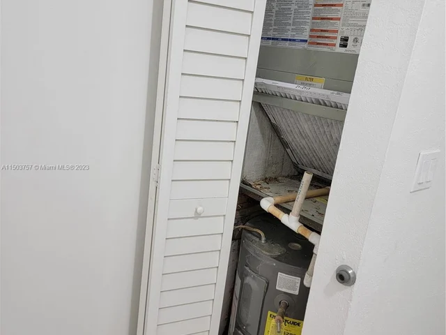 2369 W 66th Pl # 2369, Hialeah FL 33016