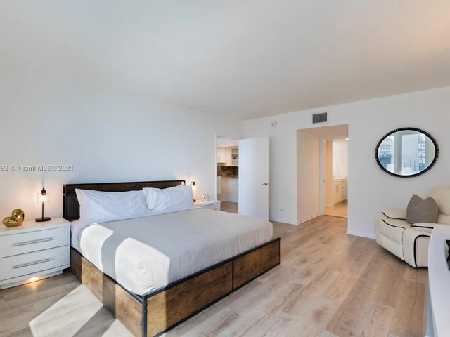 2301 Collins Ave # 804, Miami Beach FL 33139