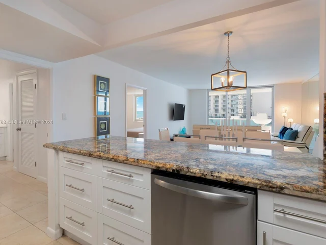 2301 Collins Ave # 804, Miami Beach FL 33139