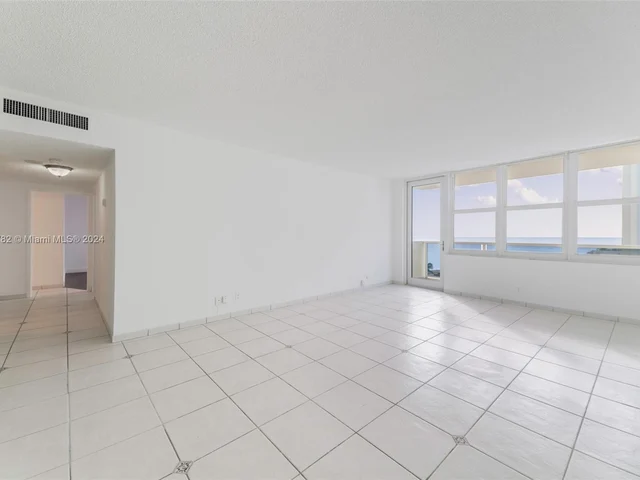 3725 S Ocean Dr # 706, Hollywood FL 33019