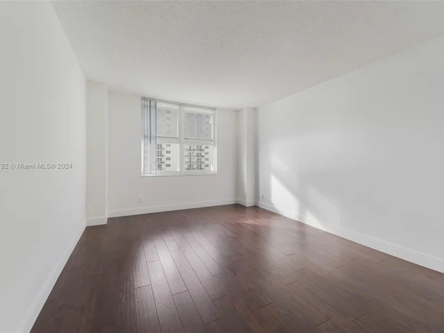 3725 S Ocean Dr # 706, Hollywood FL 33019