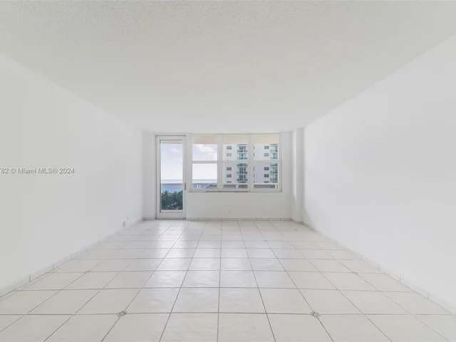 3725 S Ocean Dr # 706, Hollywood FL 33019