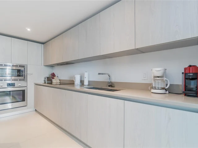 4111 S Ocean Dr # 1812, Hollywood FL 33019