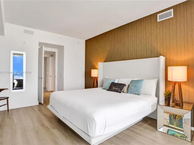 4111 S Ocean Dr # 1812, Hollywood FL 33019