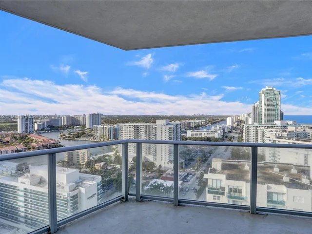 4111 S Ocean Dr # 1812, Hollywood FL 33019