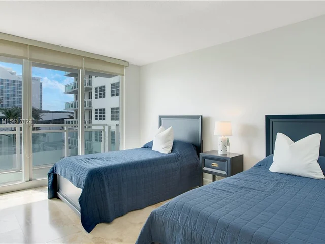 6917 Collins Ave # 705, Miami Beach FL 33141