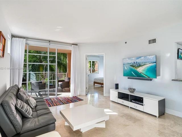 125 Jefferson Ave # 131, Miami Beach FL 33139