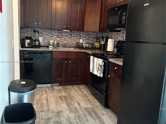 1161 NW 15th St, Fort Lauderdale FL 33311