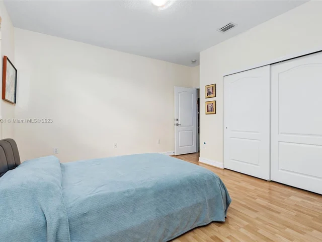 21227 NE 31st Pl, Aventura FL 33180