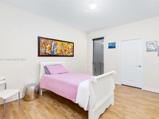 21227 NE 31st Pl, Aventura FL 33180