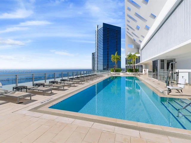 1300 Brickell Bay Dr # 4305, Miami FL 33131