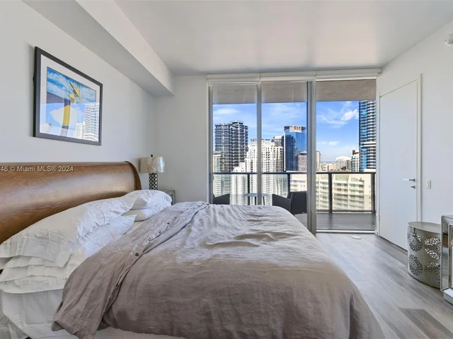 1300 Brickell Bay Dr # 4305, Miami FL 33131