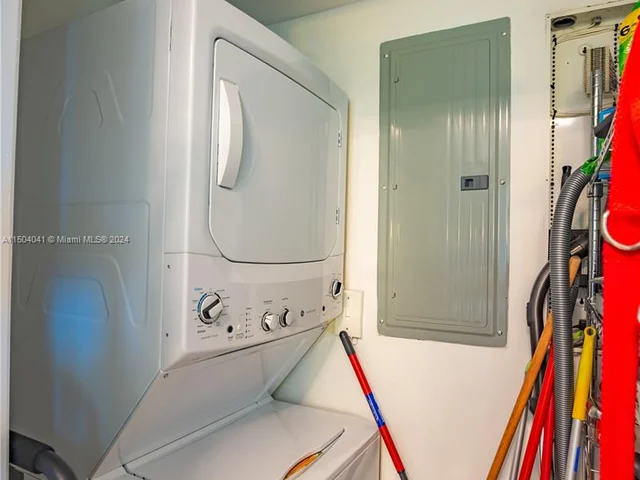 18911 Collins Ave # 902, Sunny Isles Beach FL 33160