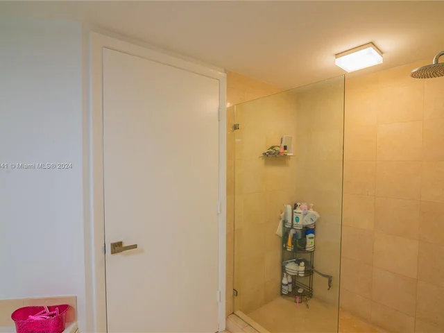 18911 Collins Ave # 902, Sunny Isles Beach FL 33160