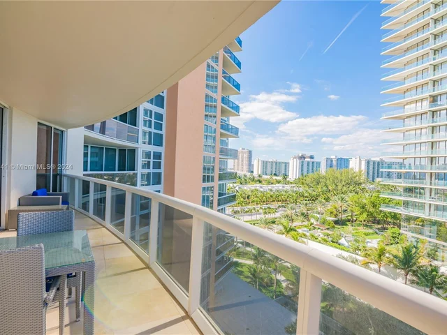 18911 Collins Ave # 902, Sunny Isles Beach FL 33160