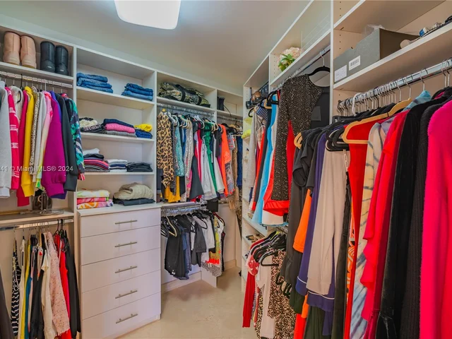 18911 Collins Ave # 902, Sunny Isles Beach FL 33160