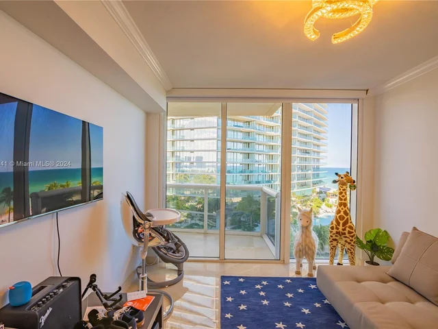 18911 Collins Ave # 902, Sunny Isles Beach FL 33160