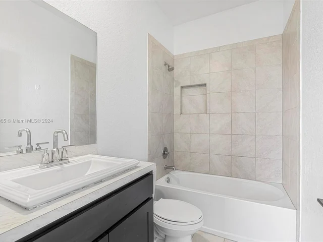 541 NE 5th Way # 0, Florida City FL 33034