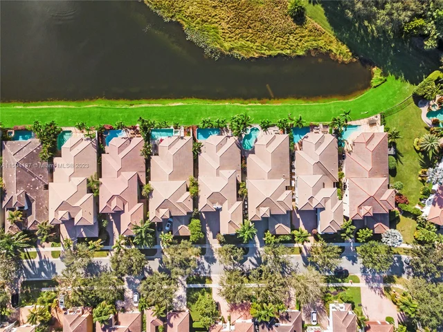 17763 Lake Azure Way, Boca Raton FL 33496