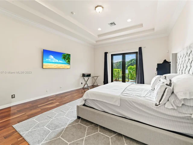 17763 Lake Azure Way, Boca Raton FL 33496