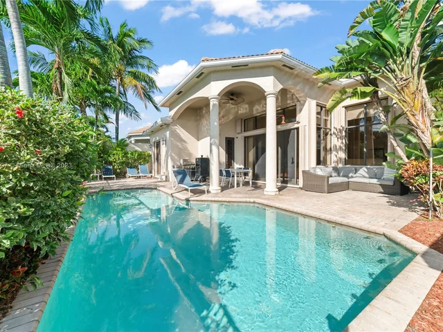 17763 Lake Azure Way, Boca Raton FL 33496