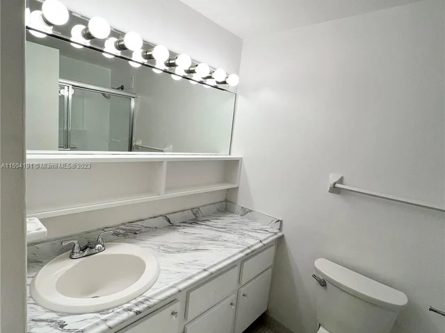 1000 west avenue # 1121, Miami Beach FL 33139