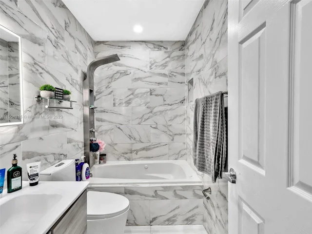 11113 SW 156th Ct, Miami FL 33196