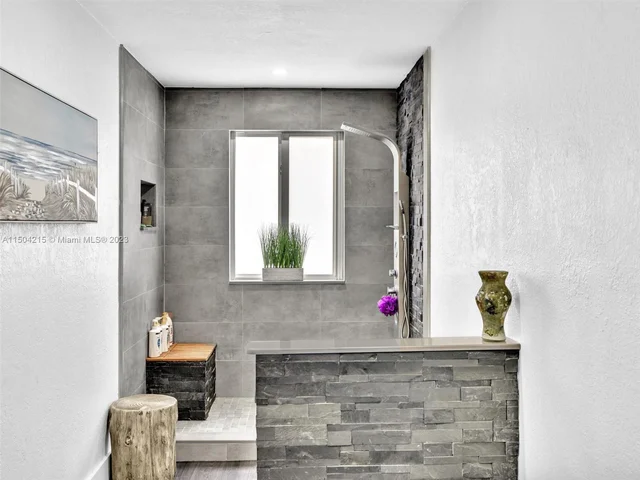 11113 SW 156th Ct, Miami FL 33196