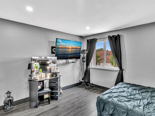 11113 SW 156th Ct, Miami FL 33196