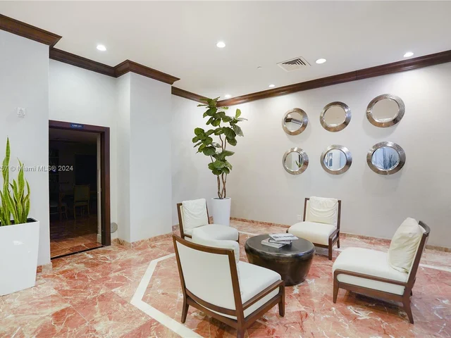 3610 Yacht Club Dr # 716, Aventura FL 33180