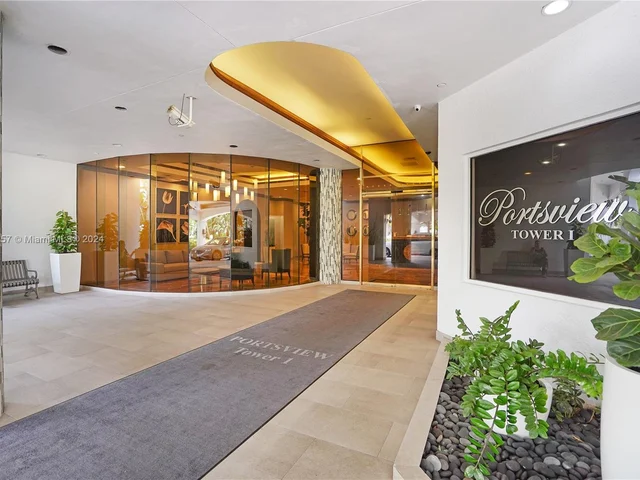 3610 Yacht Club Dr # 716, Aventura FL 33180