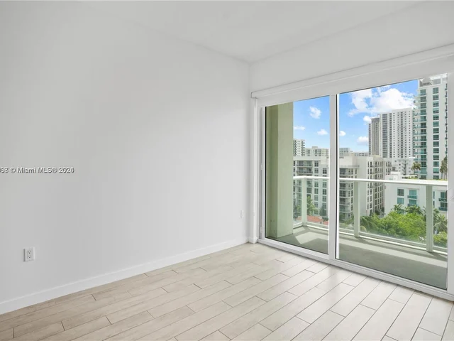 321 NE 26th St # 812, Miami FL 33137