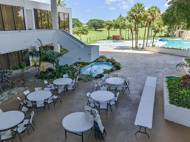 3751 Environ Blvd # 537, Lauderhill FL 33319