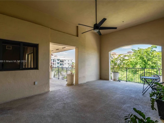 300 Majorca Ave # 404, Coral Gables FL 33134