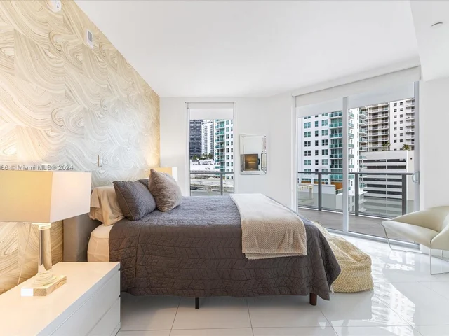 1300 Brickell Bay Dr # 1010, Miami FL 33131