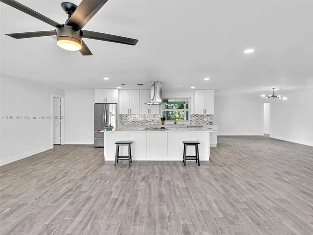 11600 NW 26th St, Plantation FL 33323