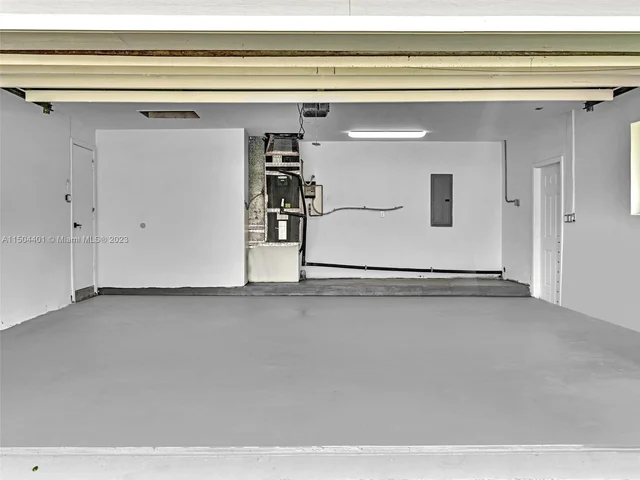 11600 NW 26th St, Plantation FL 33323