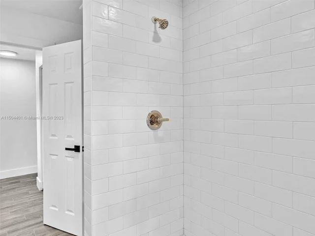 11600 NW 26th St, Plantation FL 33323