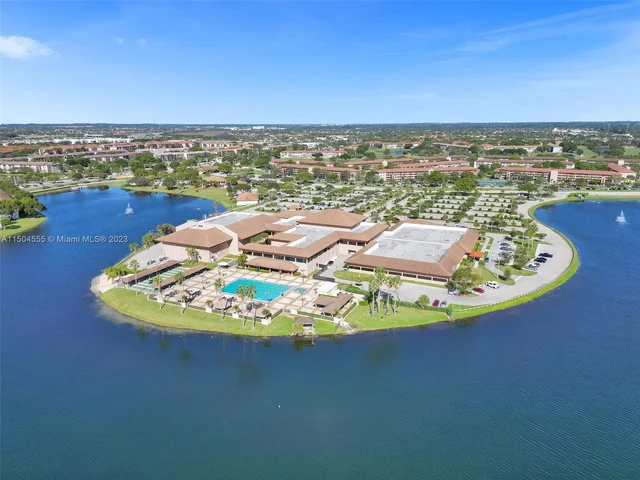13700 SW 11th St # 101A, Pembroke Pines FL 33027
