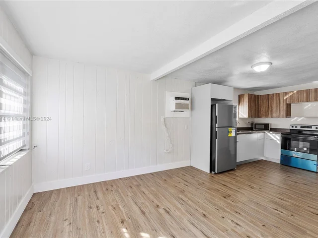 12840 NW 12th Ave, North Miami FL 33168