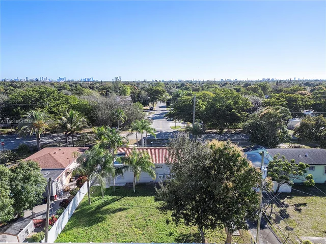 12840 NW 12th Ave, North Miami FL 33168