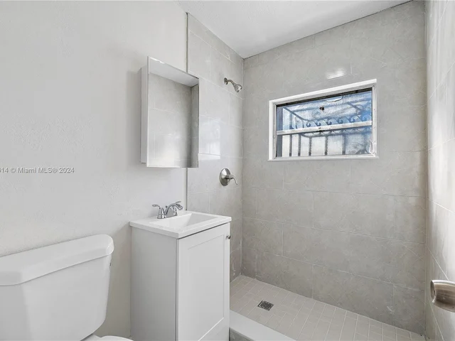 12840 NW 12th Ave, North Miami FL 33168