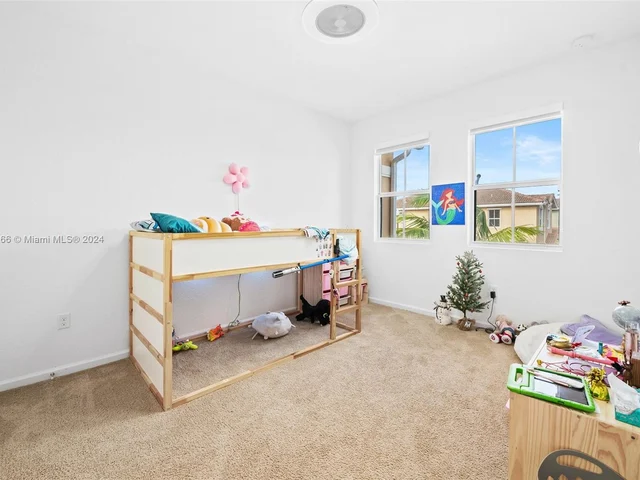 2398 SE 15th St, Homestead FL 33035